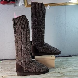 Mukluks Muk Luks Shelly Sweater Cardigan Knit Boots Size 8 Brown‎ Heathered